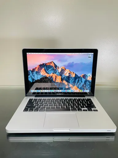 13.3” MacBook Pro a1278 Laptop Computer Pc w/ TONS OF SOFTWARE