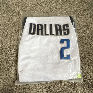Kyrie Irving jersey