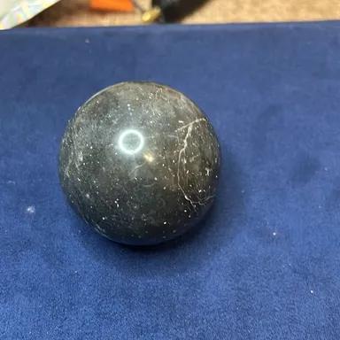 Pretty gray sphere