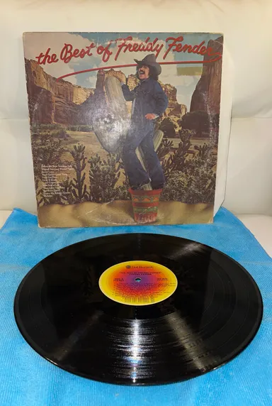 Freddy Fender – The Best Of Freddy Fender Vinyl, LP 1977 MCA Records – MCA-3285