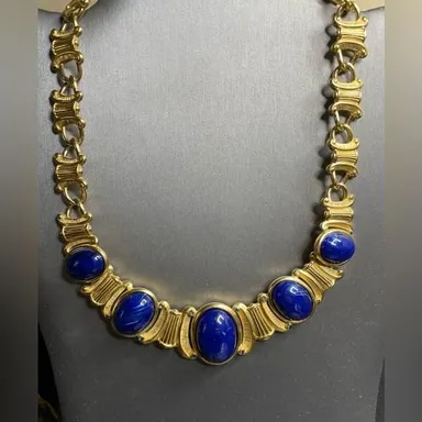 Trifari Vintage Brushed Gold Tone Blue Cab Vintage 7” Drop Necklace Perfect Cond