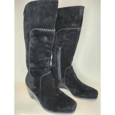 Naturalizer "Motive" women's suede wedge boots. Size 7.5. Mid calf. Black.