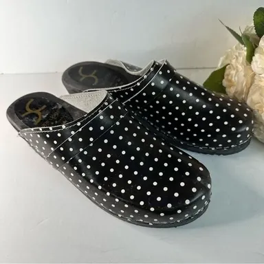 Cape Clogs Sz 40 Black White Polka Dot Clogs Sweden