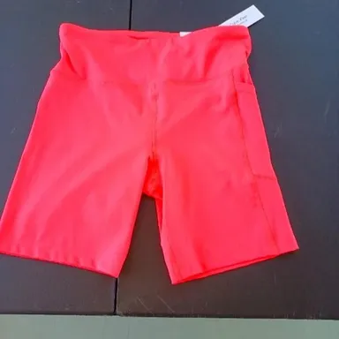 Calvin Klein Performance 7" Biker Shorts with Pockets