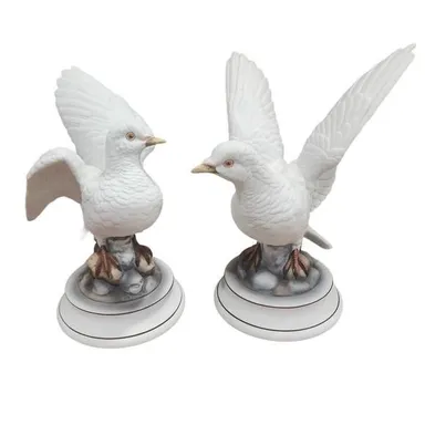 White Dove Figurines Andrea by Sadek Japan