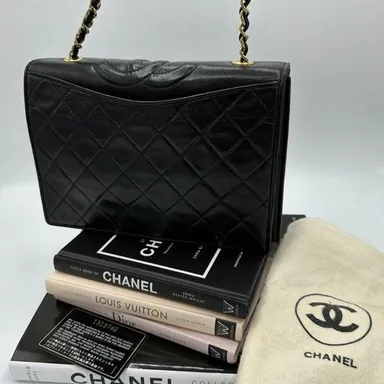 AUTHENTIC Chanel Full Flap Black Lambskin Leather shoulder bag from 1990 w 24k