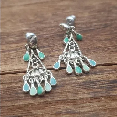 Liz claiborne tribal‎ dangle green enamel earrings E244