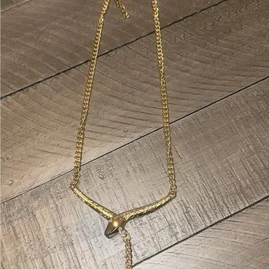Noir Snake Necklace