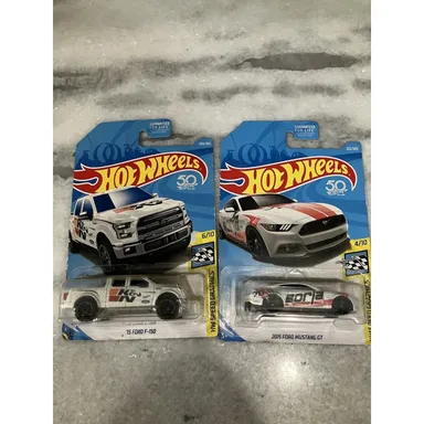 Hot Wheels Speed Graphics Ford Bundle:  2015 Ford F-150 & 2015 Ford Mustang GT
