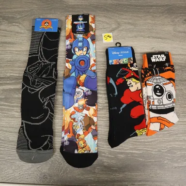 Loot Crate Wear X4 Pairs Animated Mix and Match Adult Non-Slip Socks Disney WB