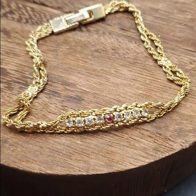 Stunning ruby and topaz estate bracelet B3137