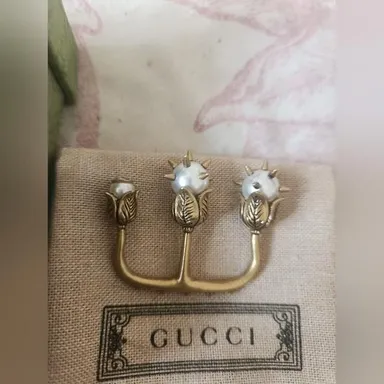 Rare highly sought after Gucci spine studed Ring