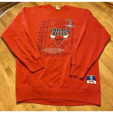 Vintage NUTMEG MILLS CHICAGO BULLS crewneck Sweatshirt USA Size XL NBA RED