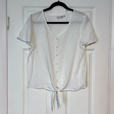 SO Tie-Front Flutter Sleeve Blouse - Size M