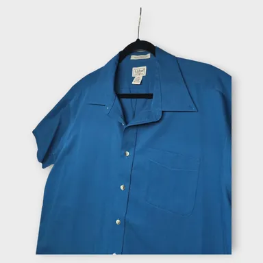Men's L.L. Bean Wrinkle Resistant Dark Blue Short Sleeve Button Down  XL - TALL