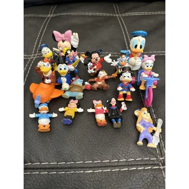 Lot of 17 Vintage Miniature Disney Figures Mickey Mouse Donald Duck Hong Kong