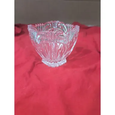 Oneida Crystal Clear Lead Crystal Bowl 4" High, Vintage Table Centerpiece, Decor