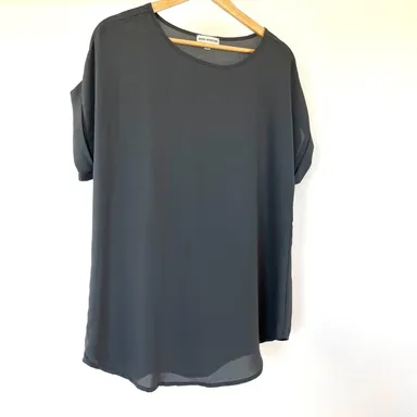 Zenana Outfitters Womens Tunic Top Blouse Gray Lightweight Size M Scoop Neck