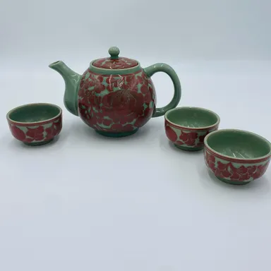 Chinese Green and Coral Floral Pattern TeaPot Set with Three Matching Cups