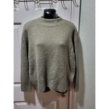 Souffle Yarn Mock Neck Long-Sleeve Uniqlo Sweater