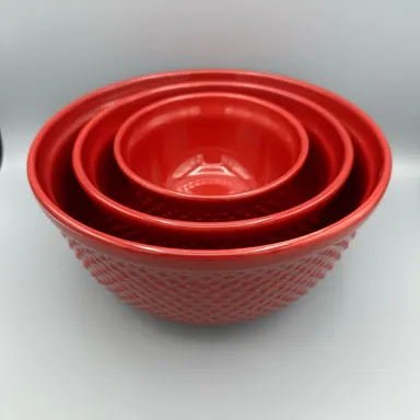 Williams Sonoma Swiss Dot Ceramic Mixing Bowls, RED Set of 3