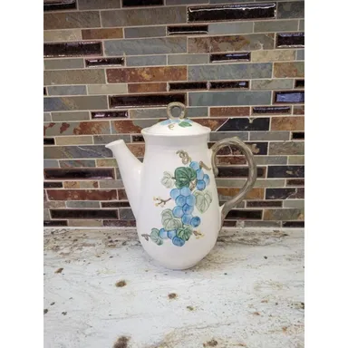 Vintage Coffee Pot, Sculptured Grape, Metlox Poppytrail, 8 Cup Serving
