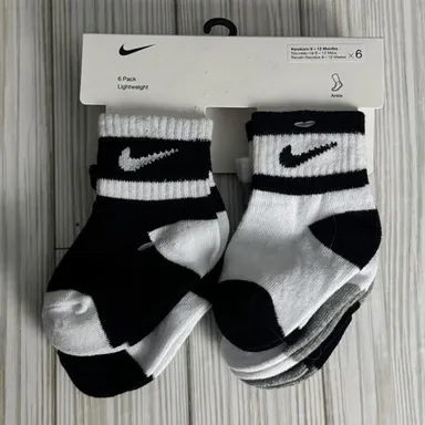 Nike Newborn Baby Variety Pack Non Slip Athletic Socks  Black and White S 6-12M