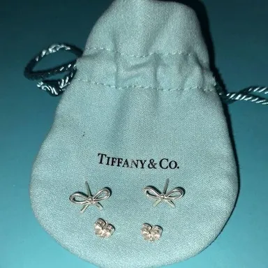 Fabulous and Dainty Tiffany & Co BOW Earrings 925 Sterling with Pouch