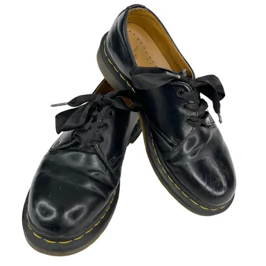 Doc Martens Womens Lace Up Oxfords Black Ribbon 9/41 GV07T 