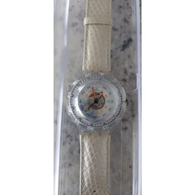 Vintage Swatch Scuba 200 watch "Pearlshell" 
Beautiful scuba watch in case 