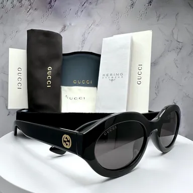 GUCCI Sunglasses Black Oval Gold Interlocking GG Logo Authentic