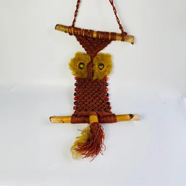 Vtg Mid Century Brown Macrame Owl Wall Art Hanging Driftwood 