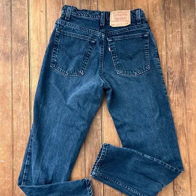 Women’s vintage 1980's high rise Levi 550 jeans size 9