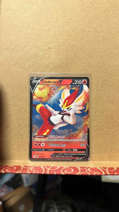 Cinderace V 018/072 Shining Fates - Rare Pokémon Trading Card