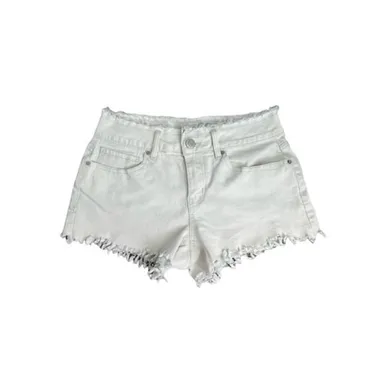 Rue21 Fringe Light Wash Jean Short Shorts - Size 6