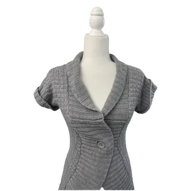 Knit Avenue Gray Short Sleeve Cardigan - Size Small