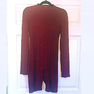 Maroon Ribbed Mock Neck Long Sleeve Zip Up Romper Size Large NWT