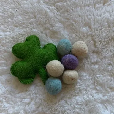 Cat felt toys St Patrick’s day toys for you cat new no tags handmade