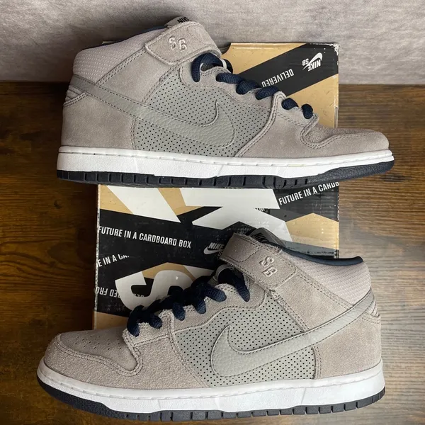 nike sb dunk mid pro sport grey