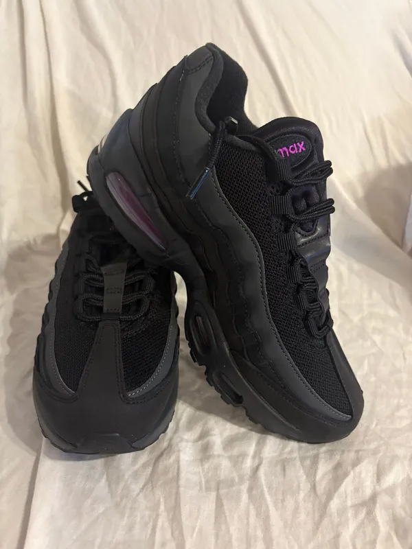 Nike Air Max 95 GS 'Black Vivid Purple' Sz 6Y · Whatnot: Shop