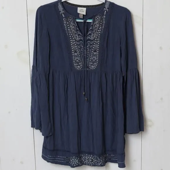 Knox Rose Dusty Blue Embroidered Dress Size XS1