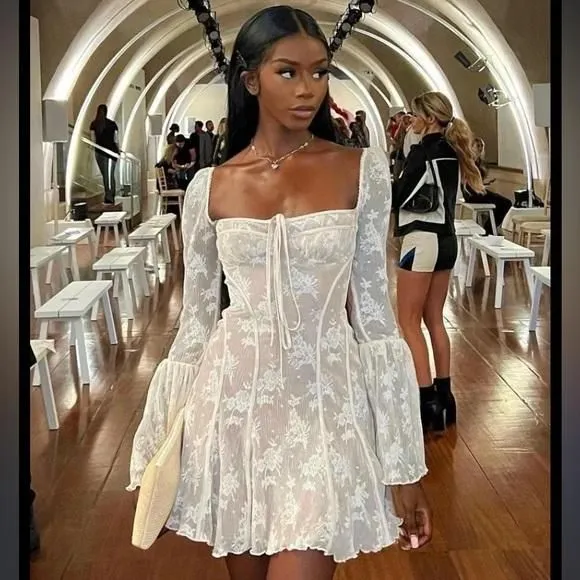 House of CB 'Analissa' Vintage Cream Lace Corset Dress NWOT size S