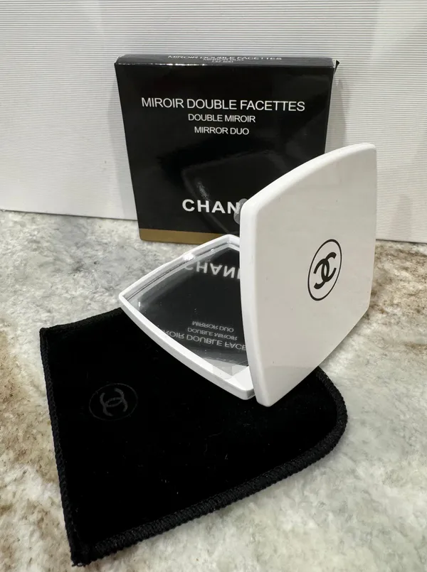 Chanel Miroir Double Facettes Mirror Duo compact · Whatnot