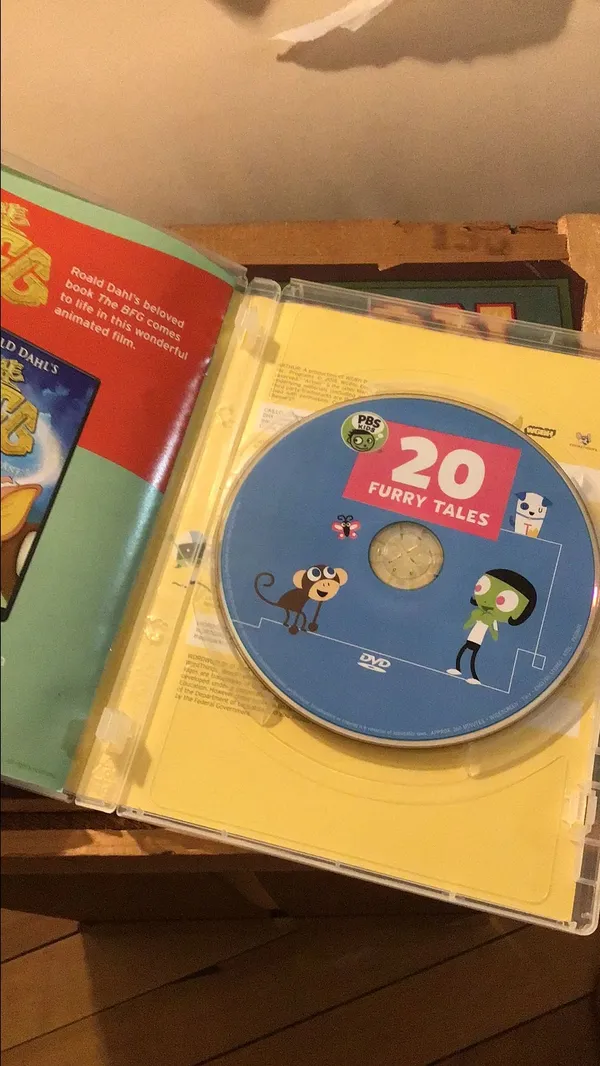 未使用・未開封品)Pbs Kids: 20 Furry Tales [DVD] [Import]