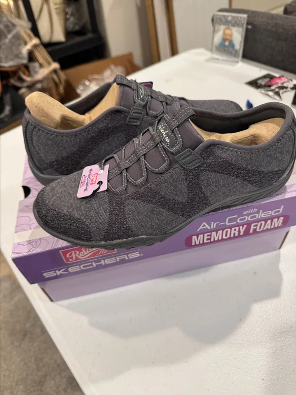 Skechers Slip Ons · Whatnot: Shop, Sell, Connect