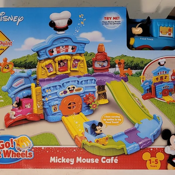 Vtech Disney Go! Go! Smart Wheels Mickey Mouse Cafe BRAND NEW SEALED