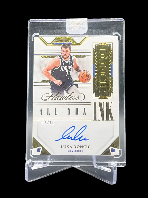 2022-23 Panini Flawless Luka Doncic All NBA Ink Gold On Card